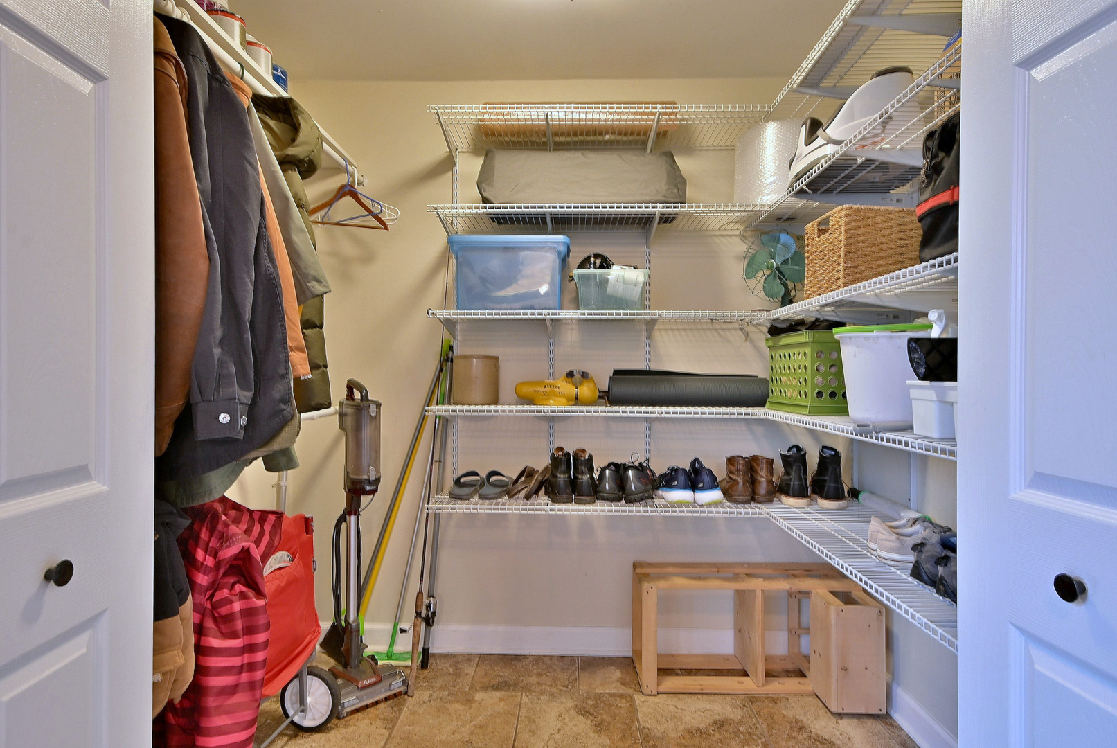 554 S Edson Avenue, Lombard, IL 60148