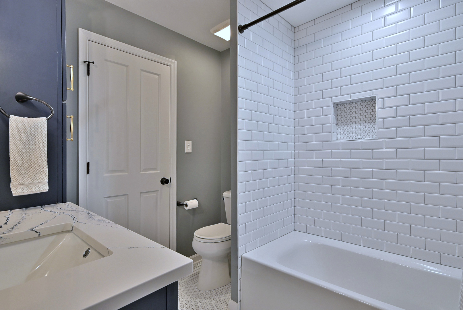 554 S Edson Avenue, Lombard, IL 60148