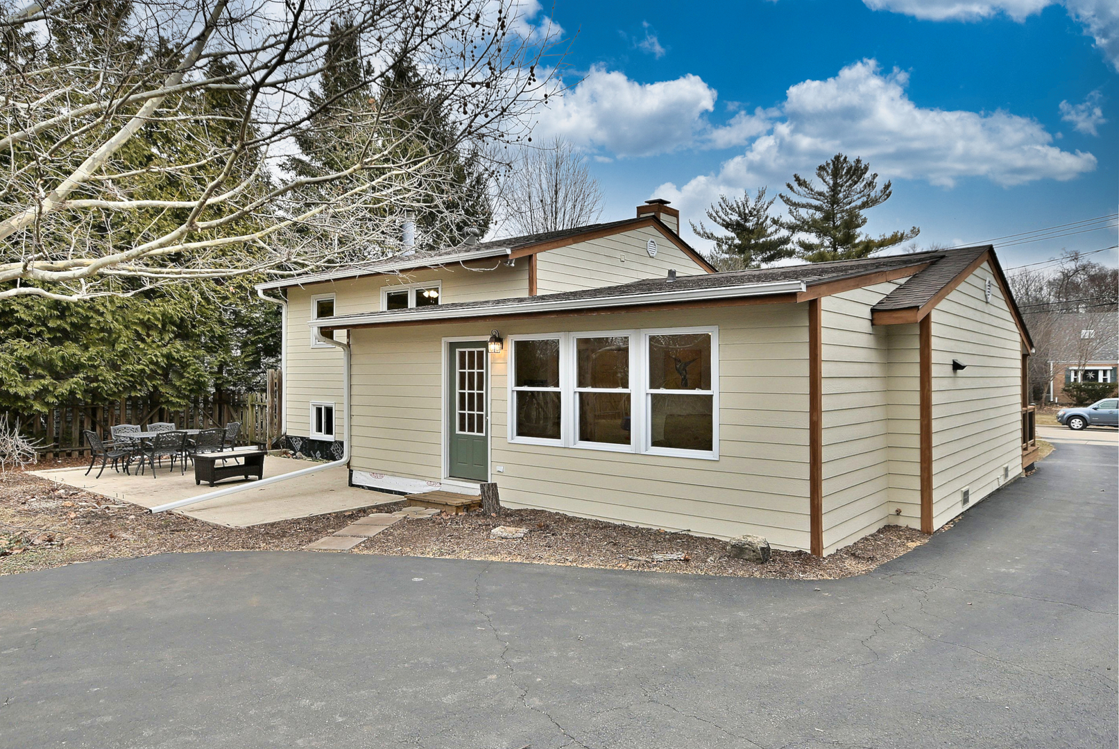 554 S Edson Avenue, Lombard, IL 60148