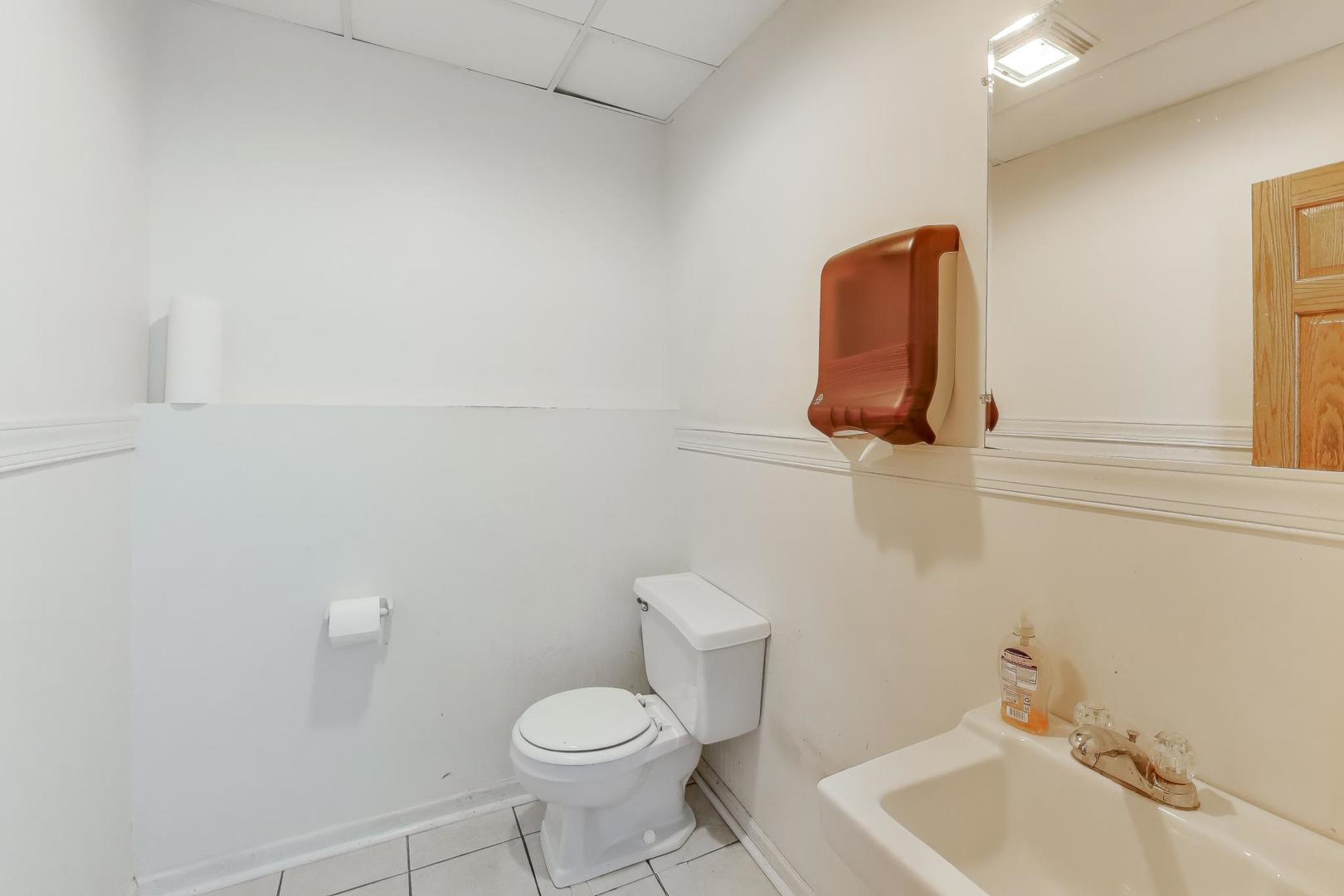 7401 Madison Street #3, Forest Park, IL 60130