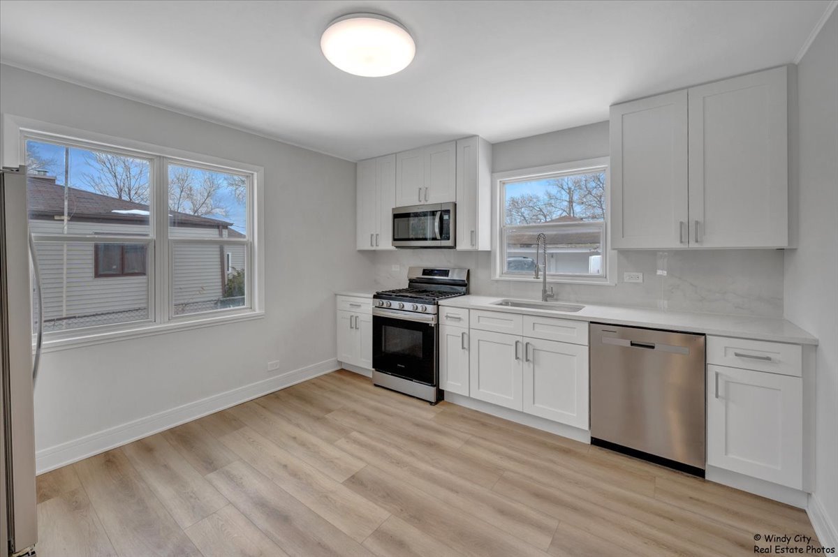 709 N Kramer Avenue, Lombard, IL 60148