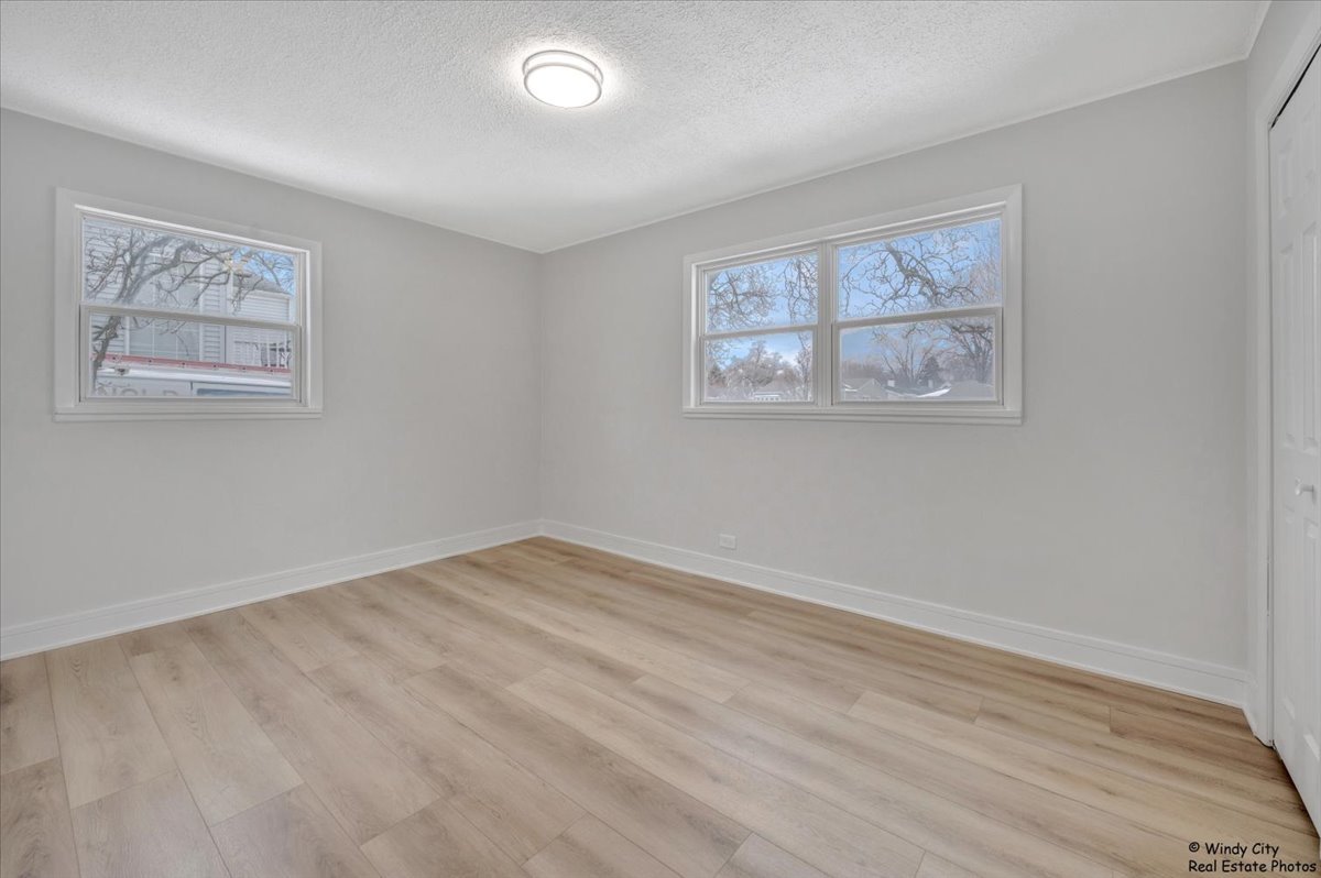 709 N Kramer Avenue, Lombard, IL 60148