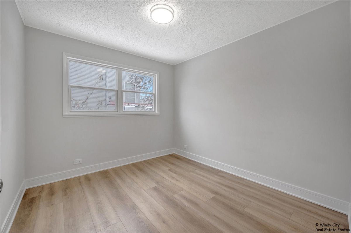 709 N Kramer Avenue, Lombard, IL 60148