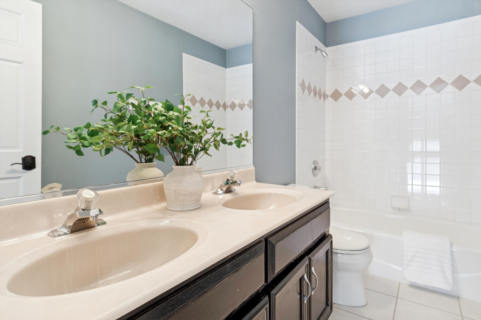 3816 Grassmere Road, Naperville, IL 60564