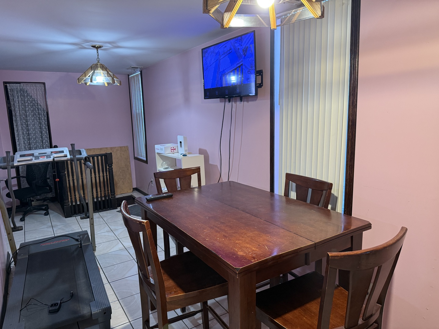 3311 S Damen Avenue, Chicago, IL 60608