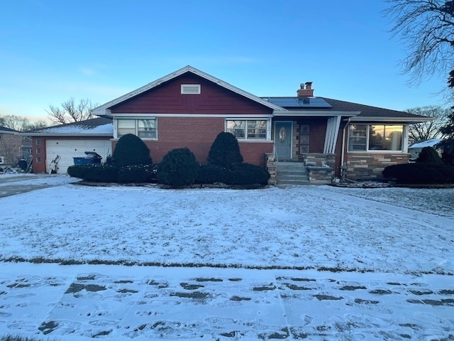 10045 S Keeler Avenue, Oak Lawn, IL 60453