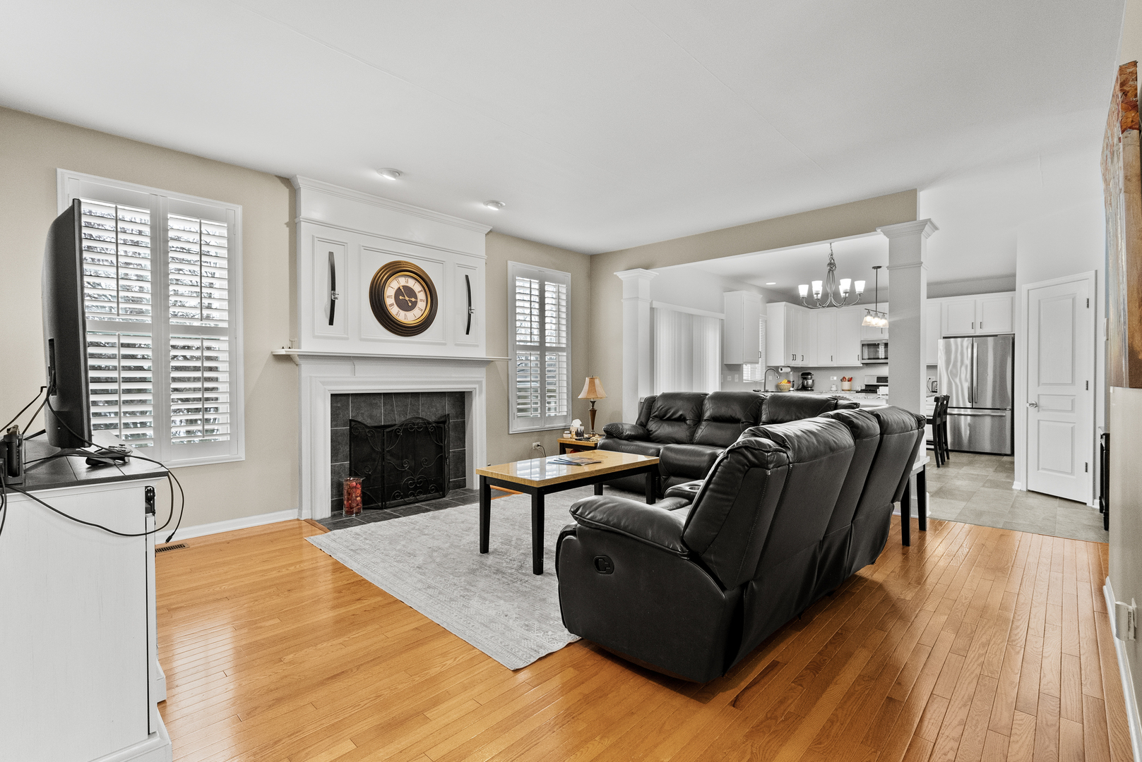 1076 Goldfinch Lane, Antioch, IL 60002