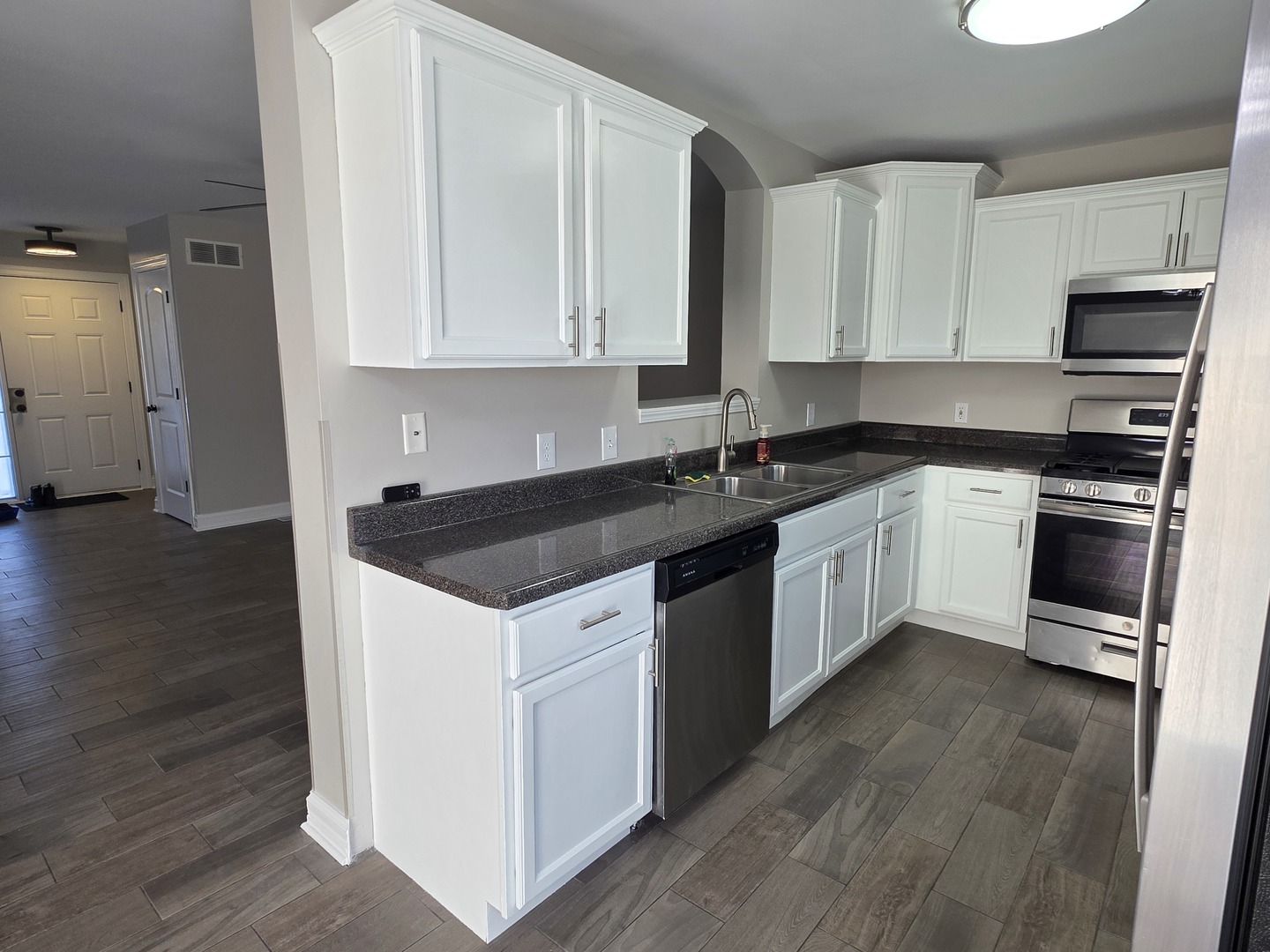 234 W Kyra Lane, Cortland, IL 60112