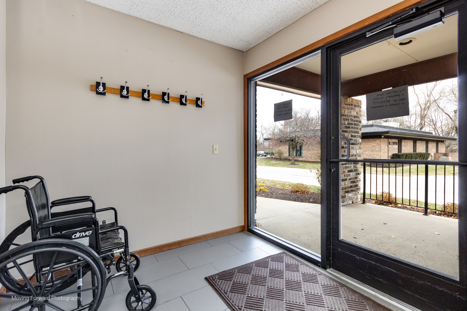 2829 Glenwood Avenue, Rockford, IL 61101