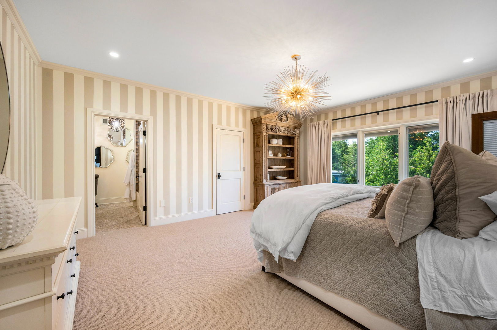 5707 Bay Shore Drive, Sturgeon Bay, WI 54235