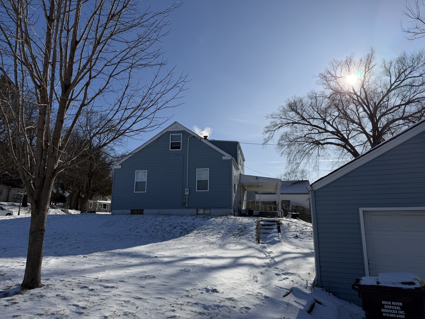 2003 Nebraska Road, Rockford, IL 61108