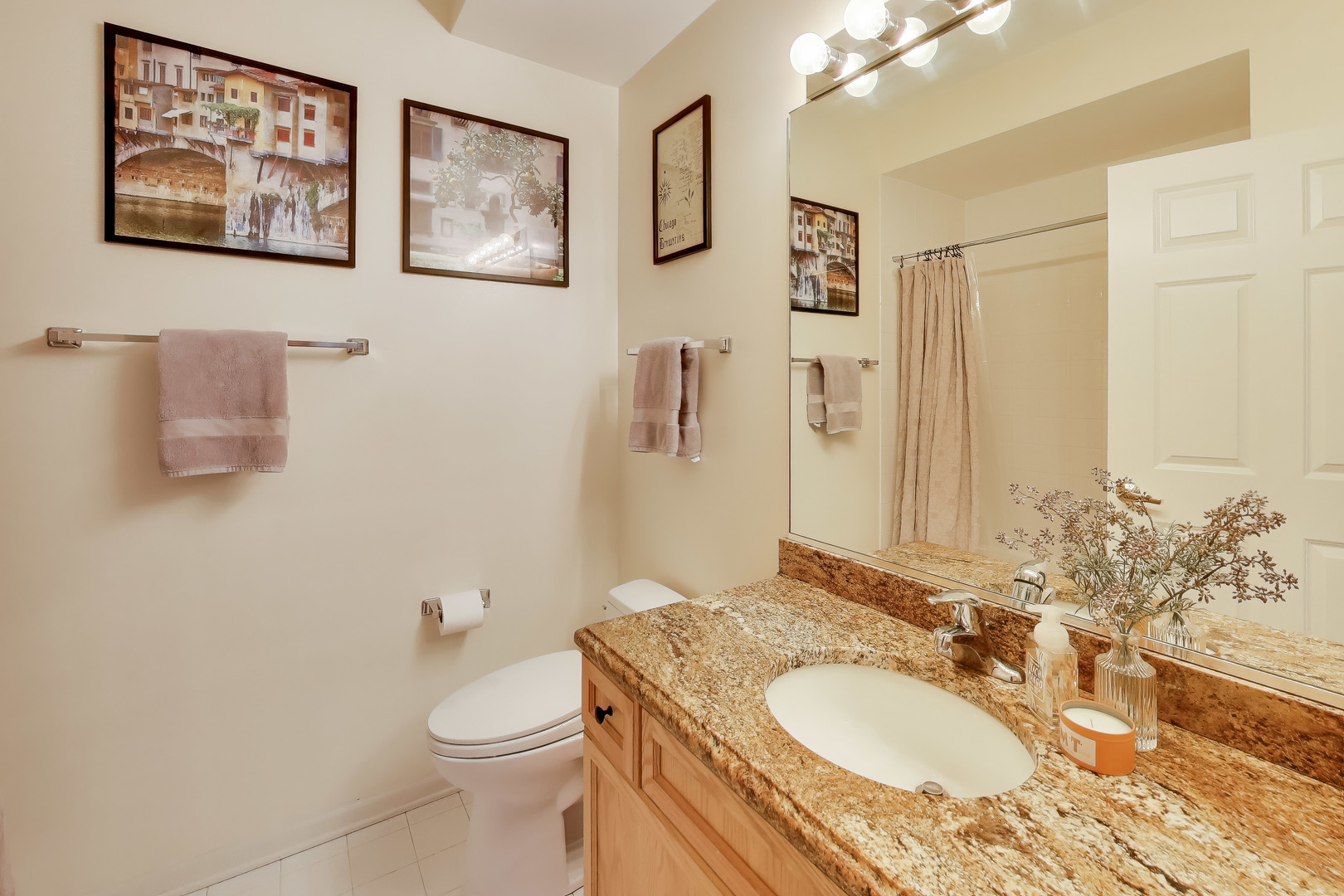 6815 N MILWAUKEE Avenue #707, Niles, IL 60714