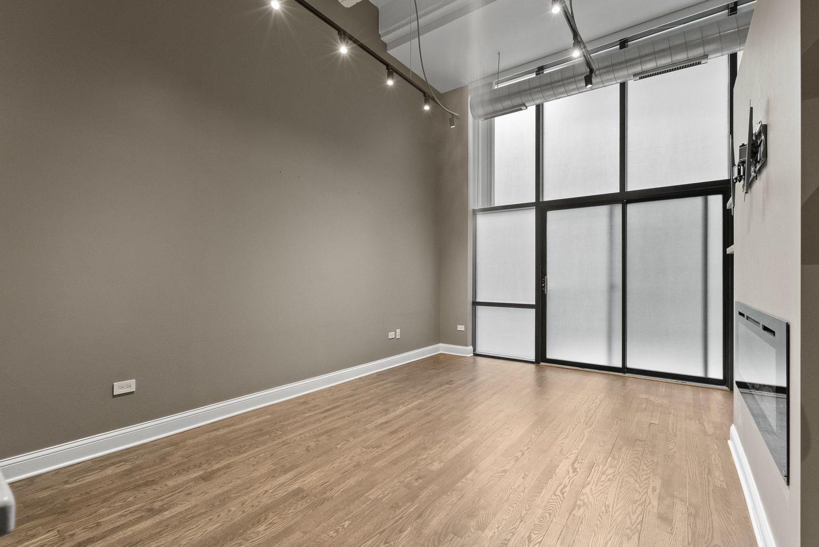 1645 W Ogden Avenue #439, Chicago, IL 60612