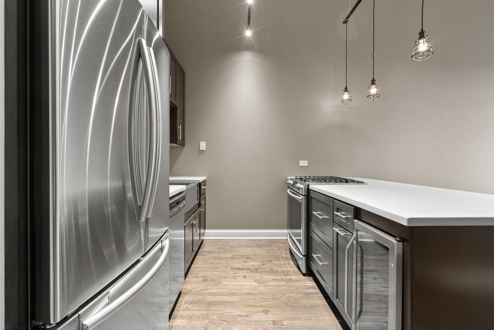 1645 W Ogden Avenue #439, Chicago, IL 60612