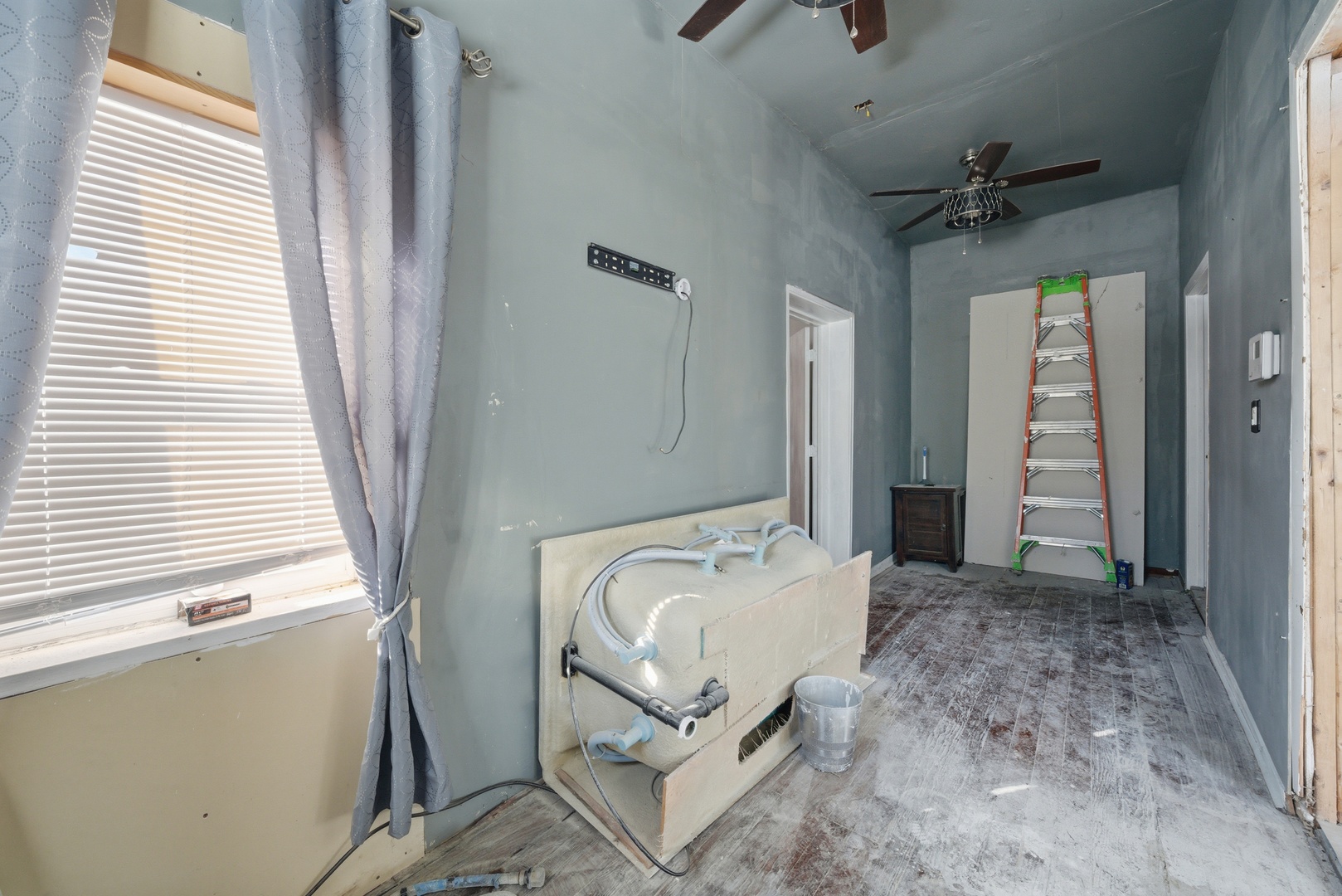 8750 S Princeton Avenue, Chicago, IL 60620