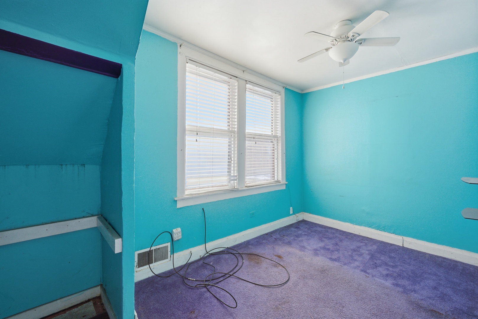 8750 S Princeton Avenue, Chicago, IL 60620