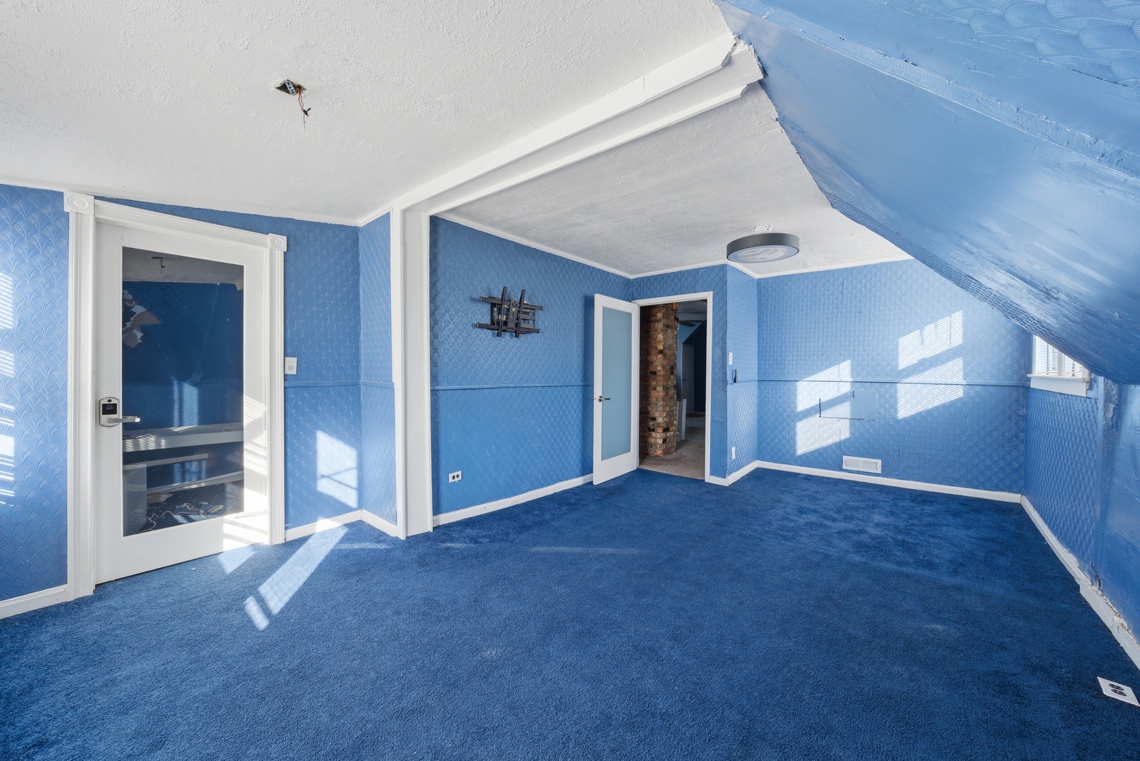 8750 S Princeton Avenue, Chicago, IL 60620