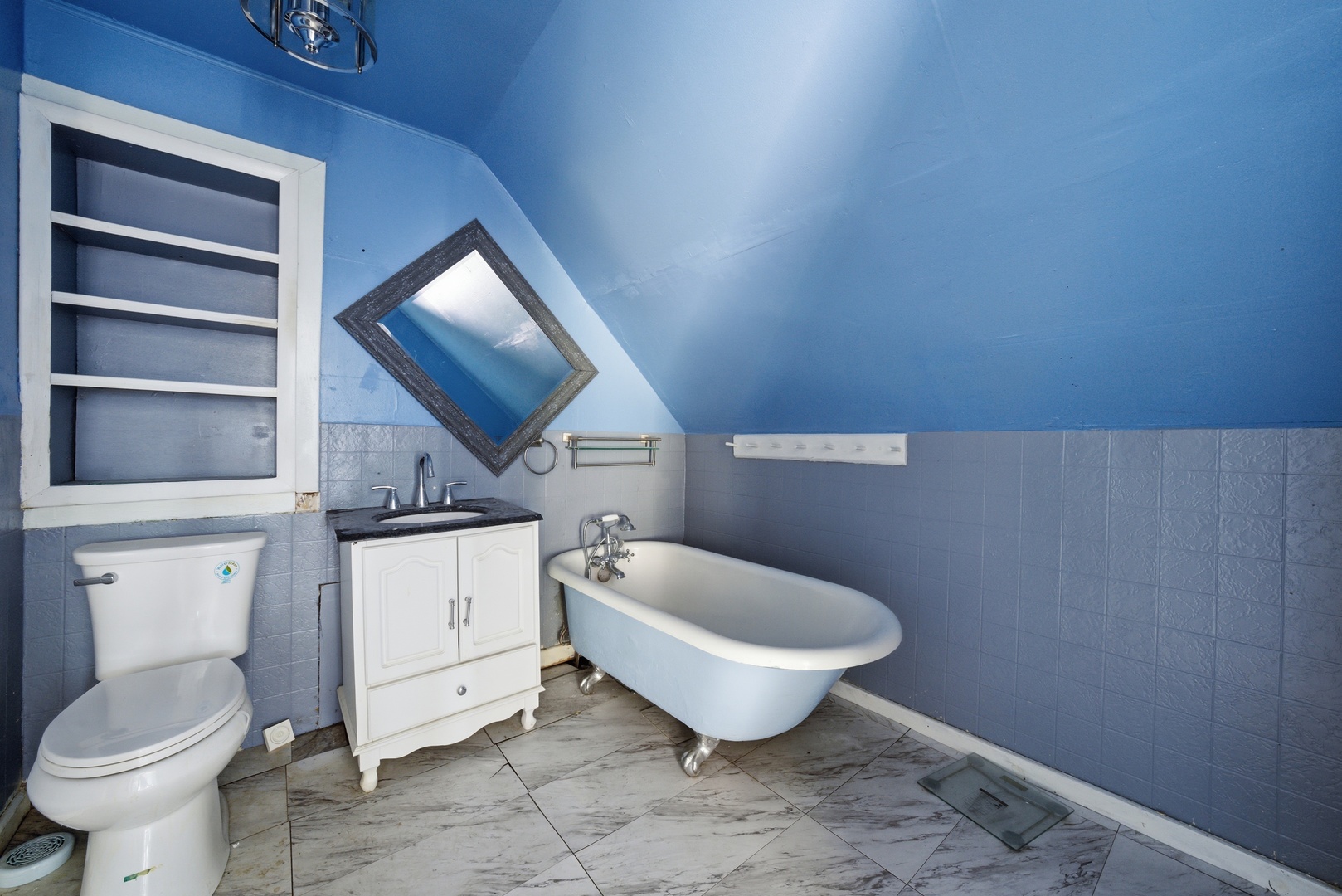 8750 S Princeton Avenue, Chicago, IL 60620