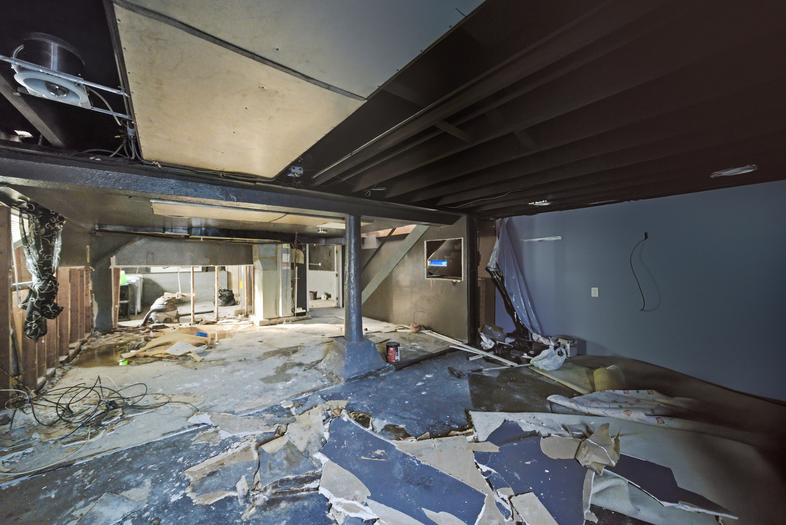 8750 S Princeton Avenue, Chicago, IL 60620