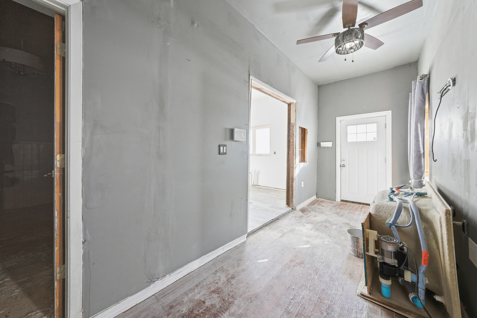 8750 S Princeton Avenue, Chicago, IL 60620