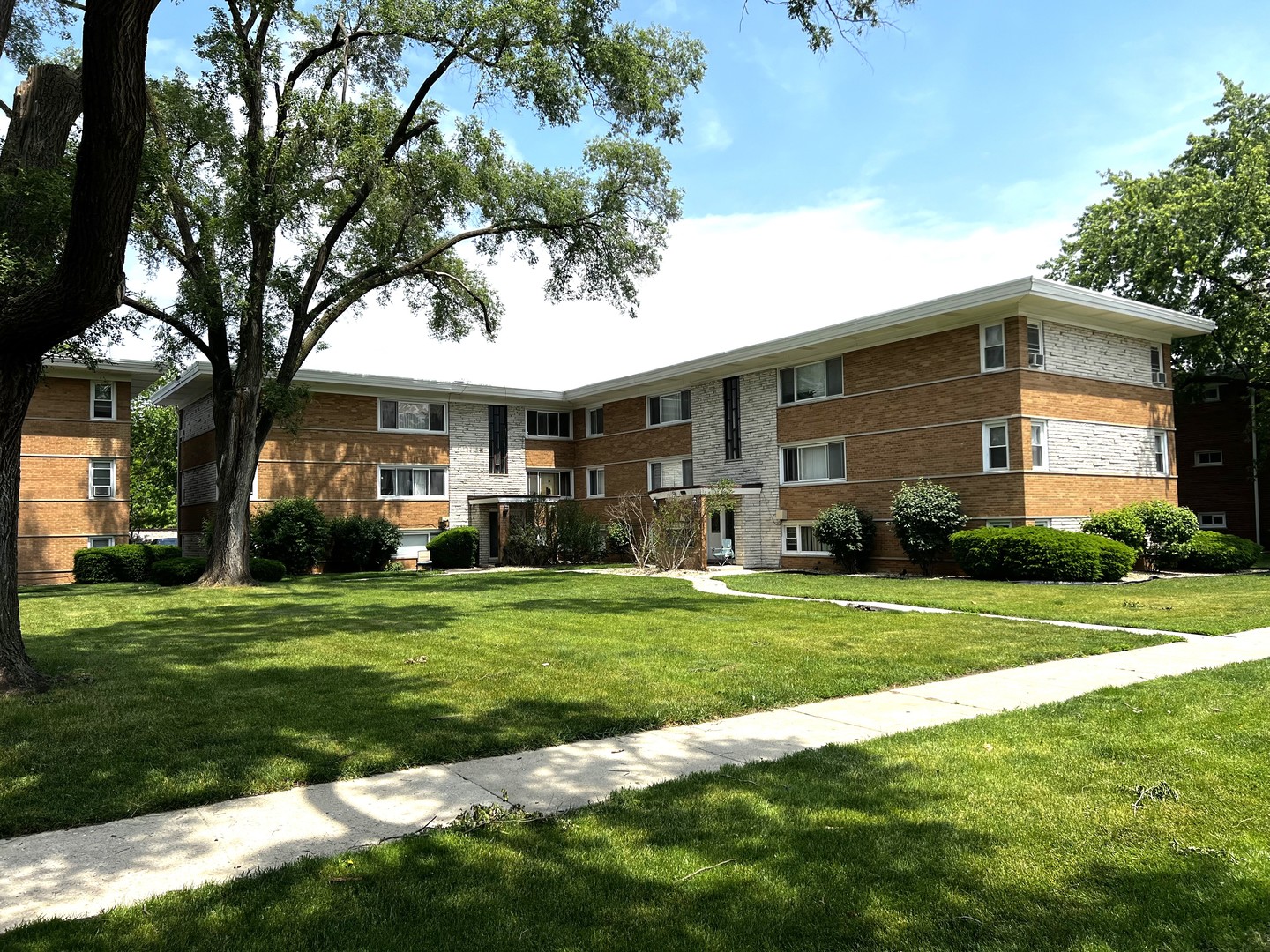 6842 W Lode Drive #3B, Worth, IL 60482