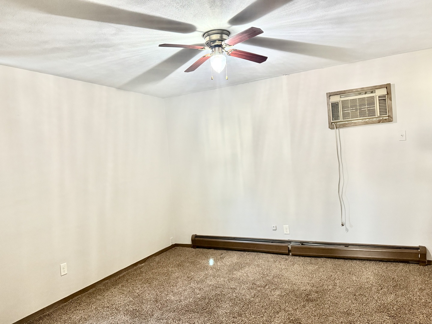 1215 Wall Street, Normal, IL 61761