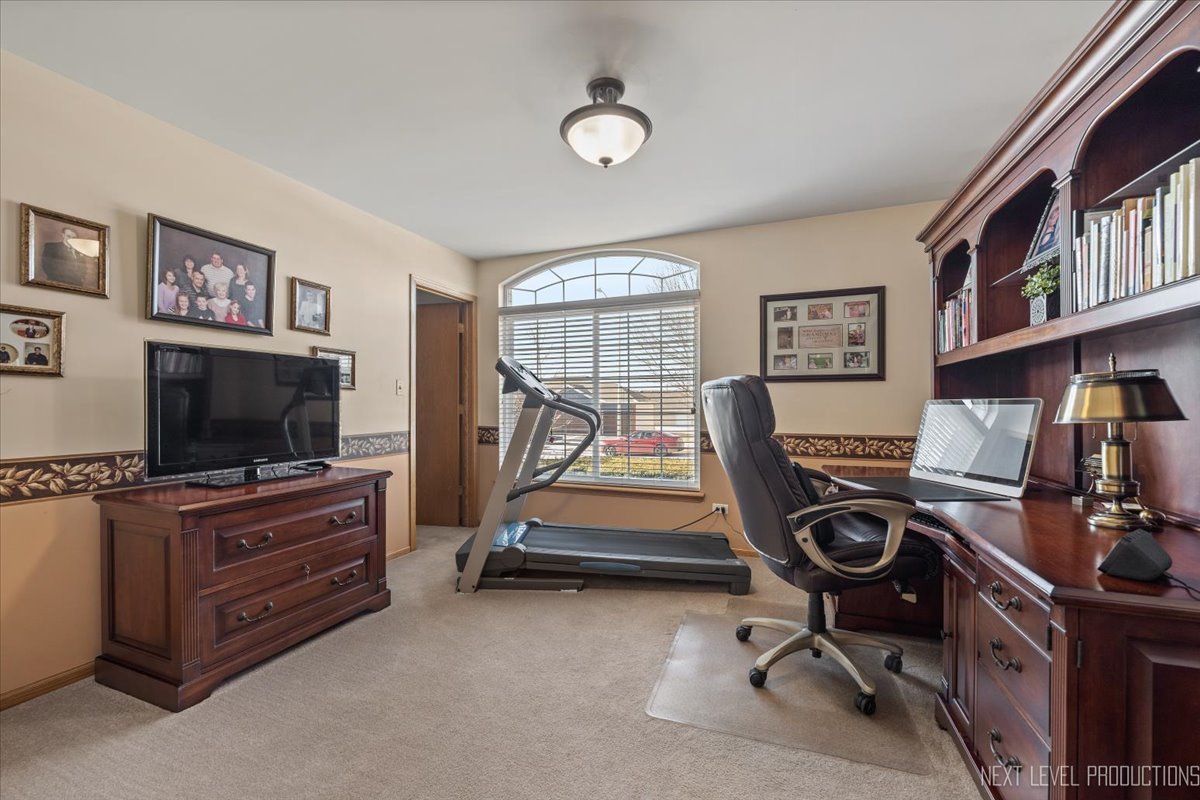 625 Superior Drive, Romeoville, IL 60446