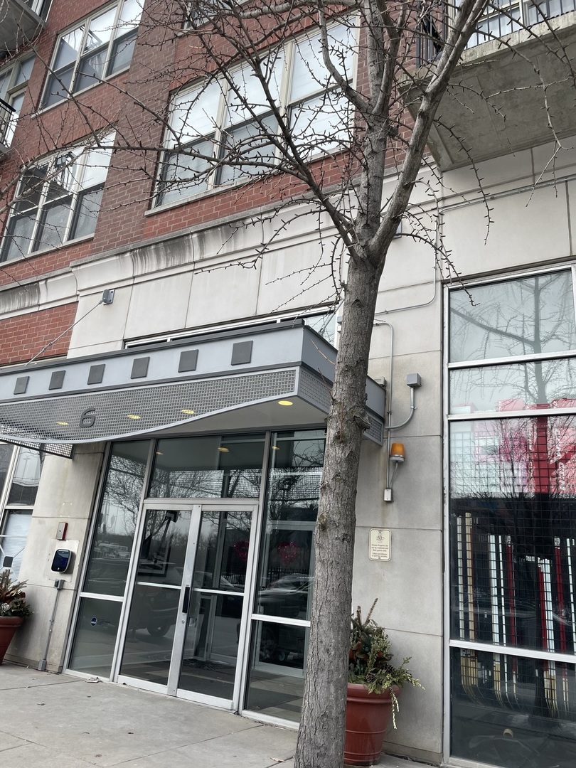 6 S Laflin Street #716, Chicago, IL 60607