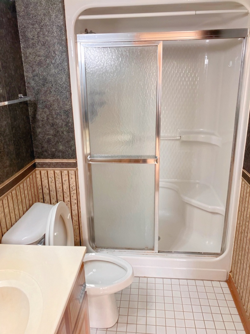 11020 S Keating Avenue #106, Oak Lawn, IL 60453