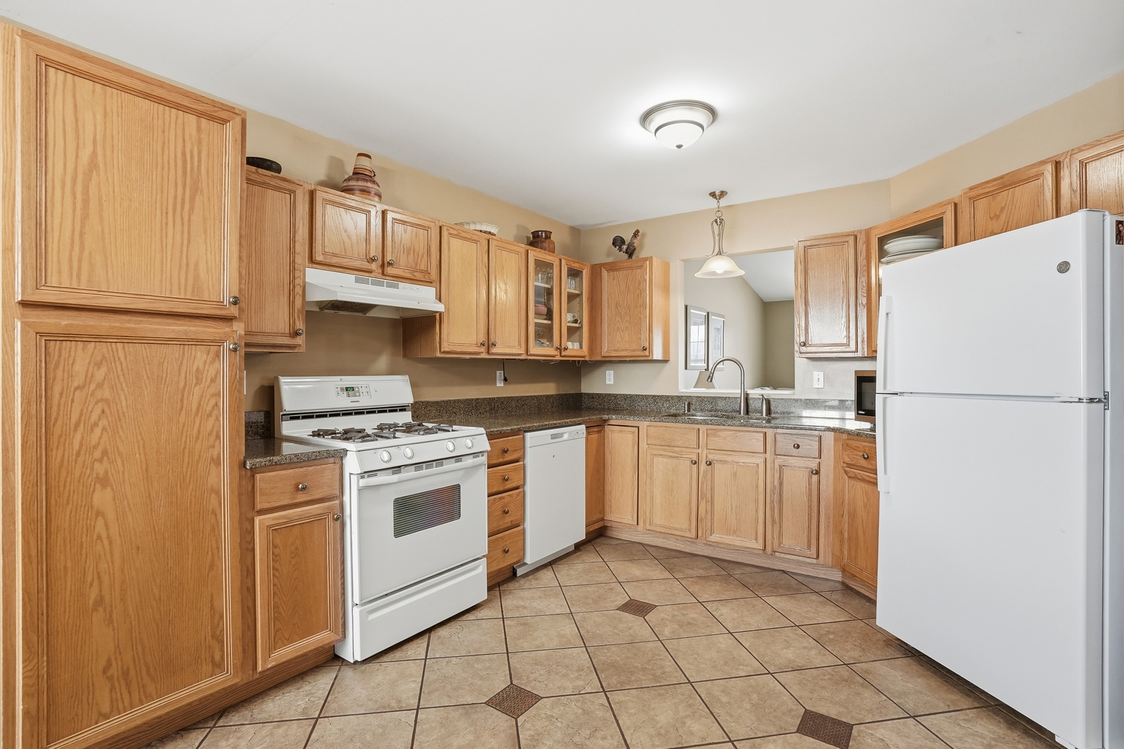 2952 Freedom Circle, Crown Point, IN 46307