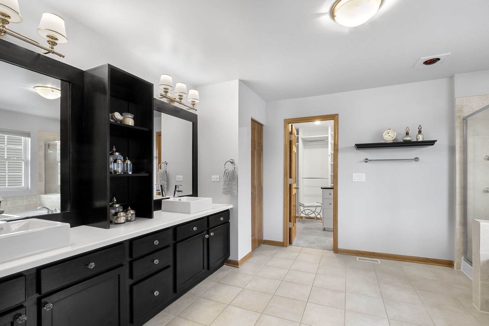 865 Sterling Heights Drive, Antioch, IL 60002