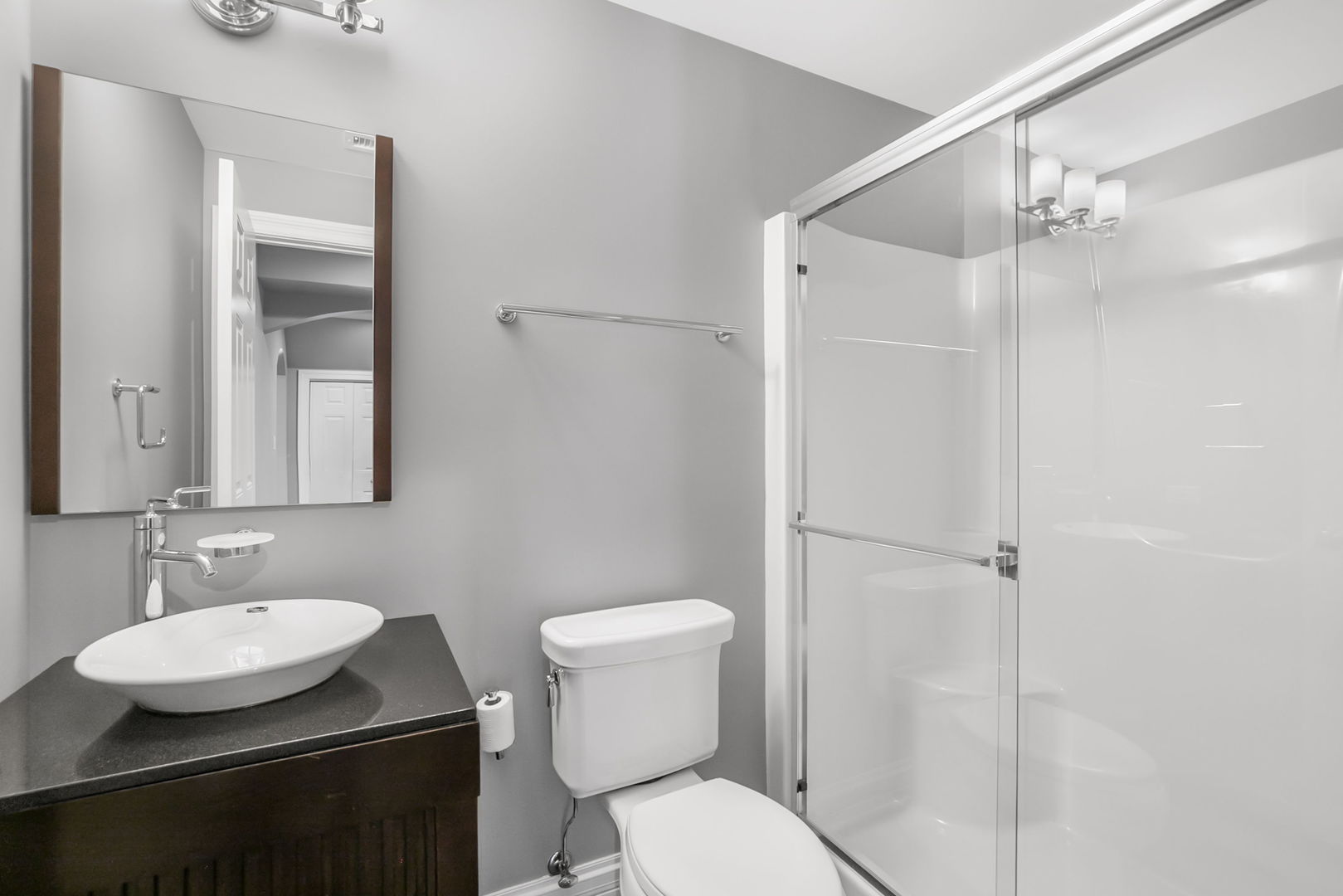 865 Sterling Heights Drive, Antioch, IL 60002