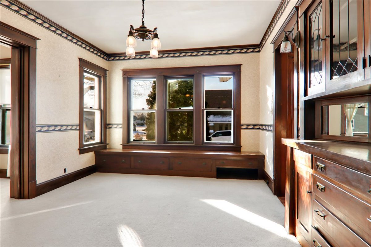 118 W North Street, Danvers, IL 61732