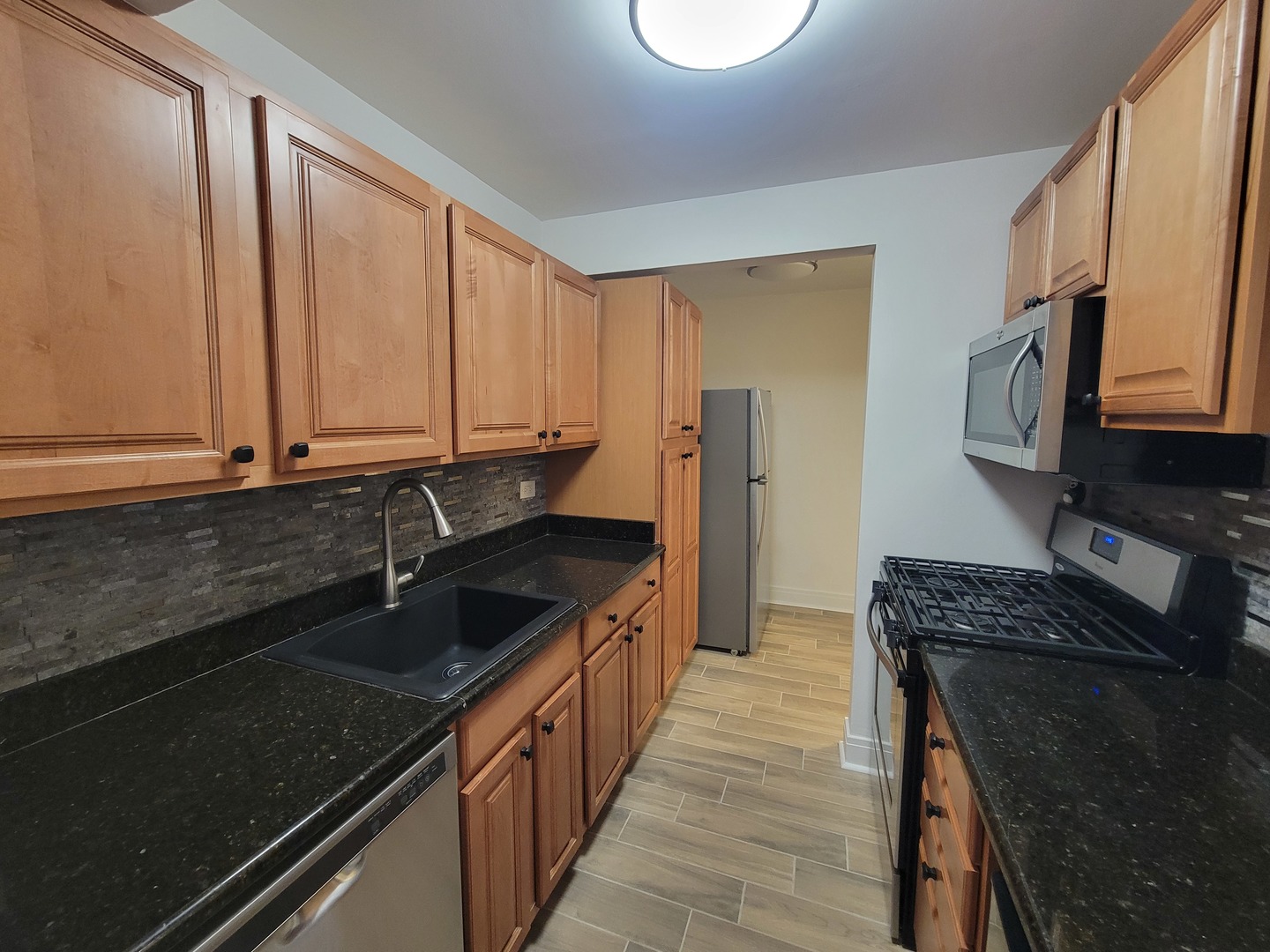 1 Oak Creek Drive #1308, Buffalo Grove, IL 60089