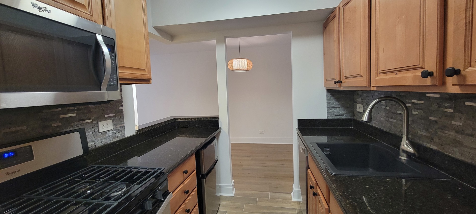 1 Oak Creek Drive #1308, Buffalo Grove, IL 60089