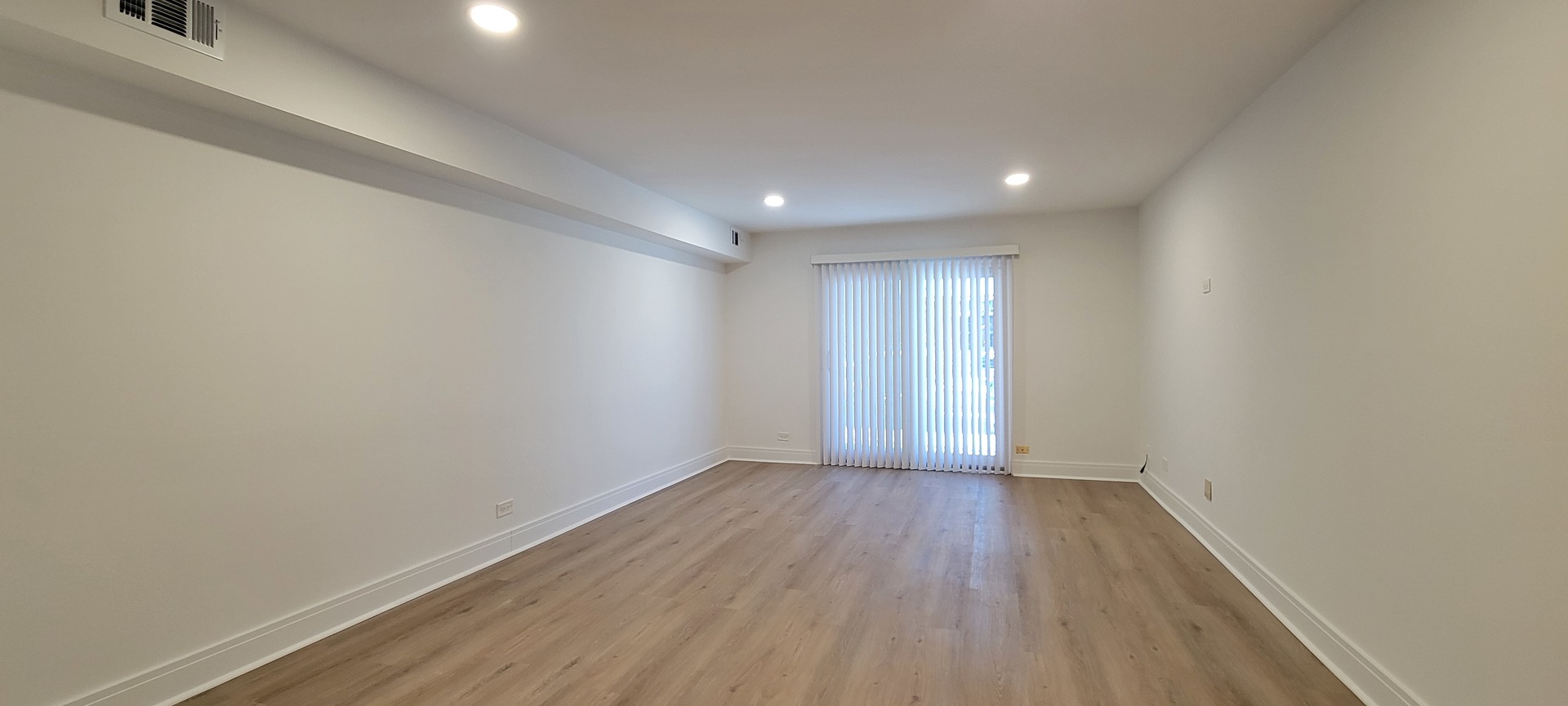 1 Oak Creek Drive #1308, Buffalo Grove, IL 60089