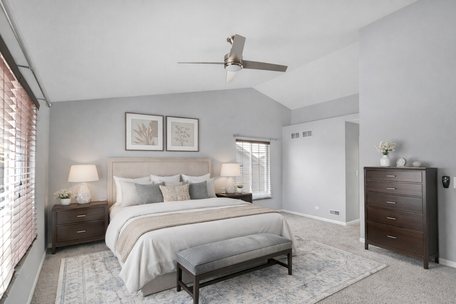 629 Waterford Lane, South Elgin, IL 60177