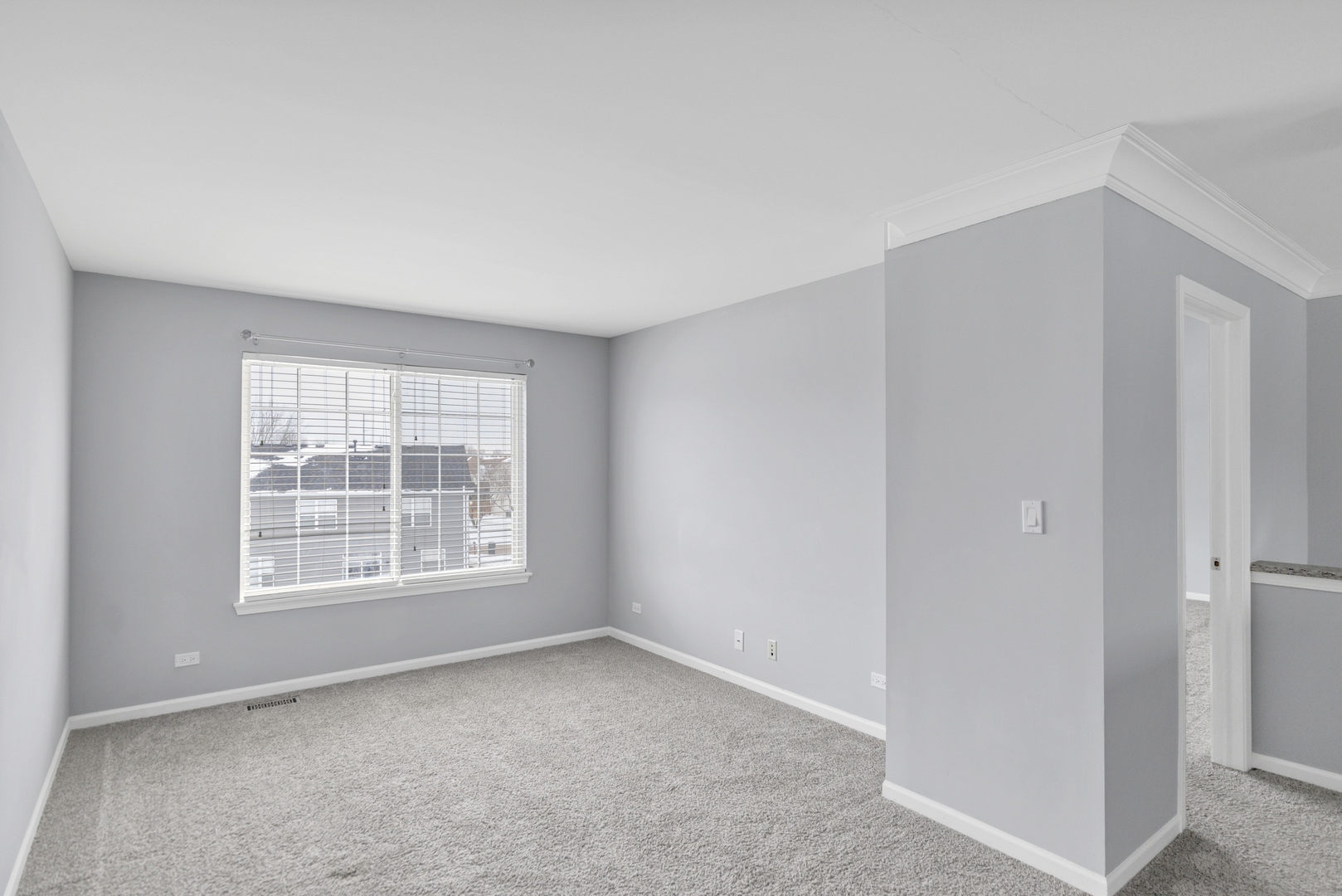 629 Waterford Lane, South Elgin, IL 60177