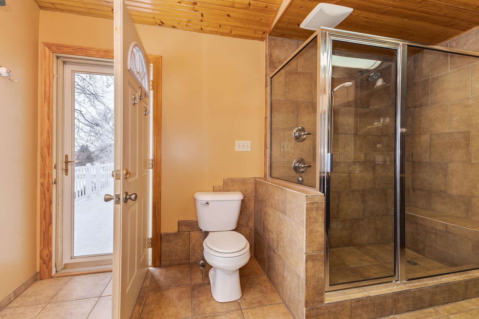 1515 Ironwood CC Drive, Normal, IL 61761