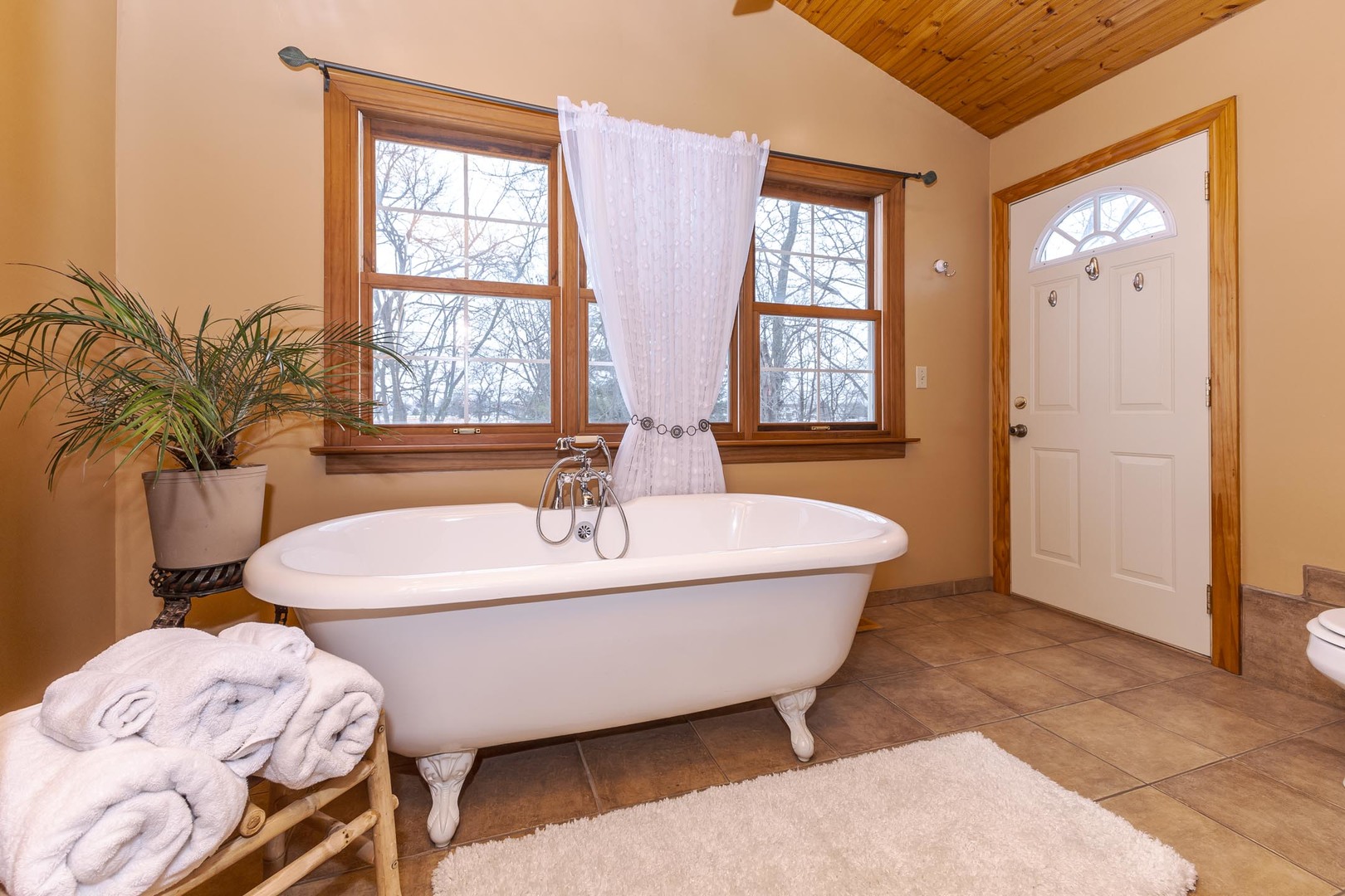 1515 Ironwood CC Drive, Normal, IL 61761