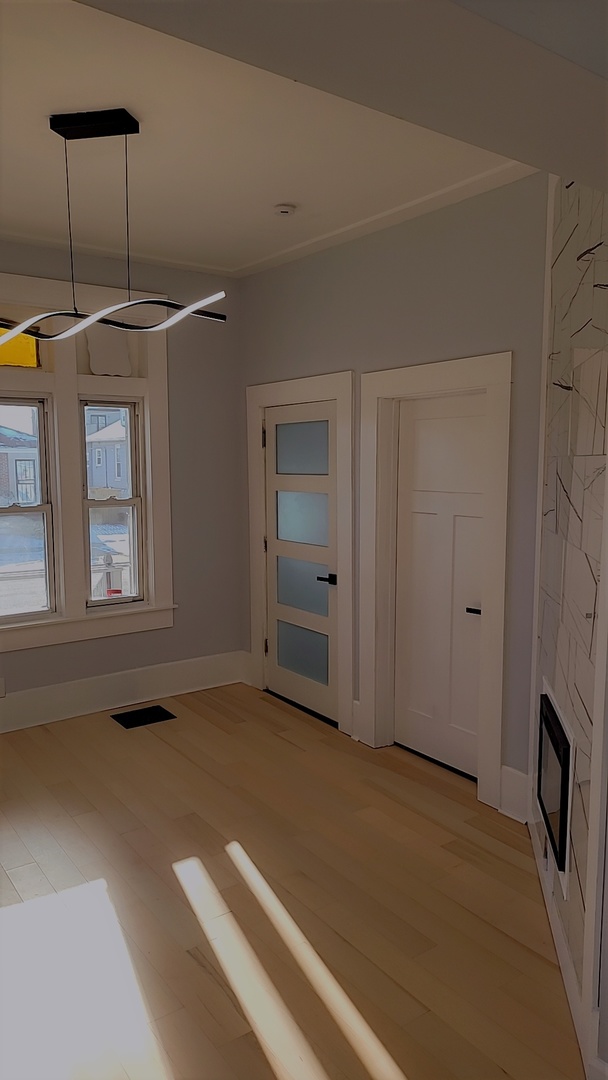 1708 W Steuben Street, Chicago, IL 60643