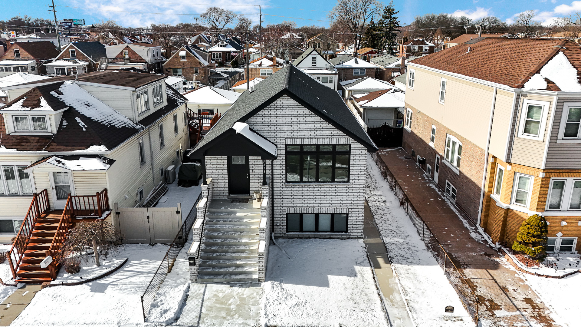5418 S Mulligan Avenue, Chicago, IL 60638