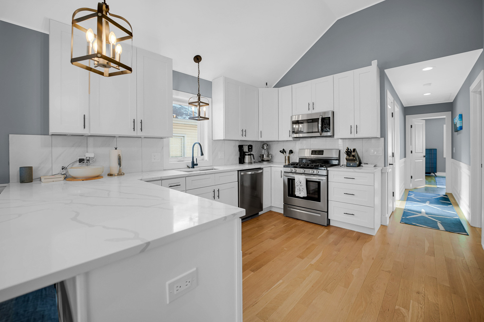 5418 S Mulligan Avenue, Chicago, IL 60638