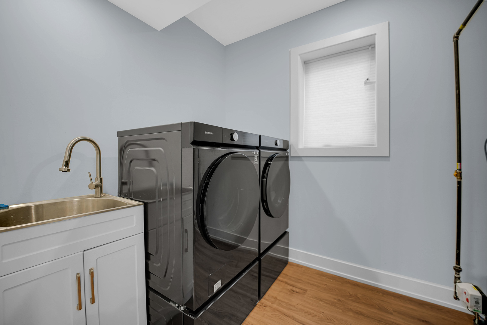 5418 S Mulligan Avenue, Chicago, IL 60638