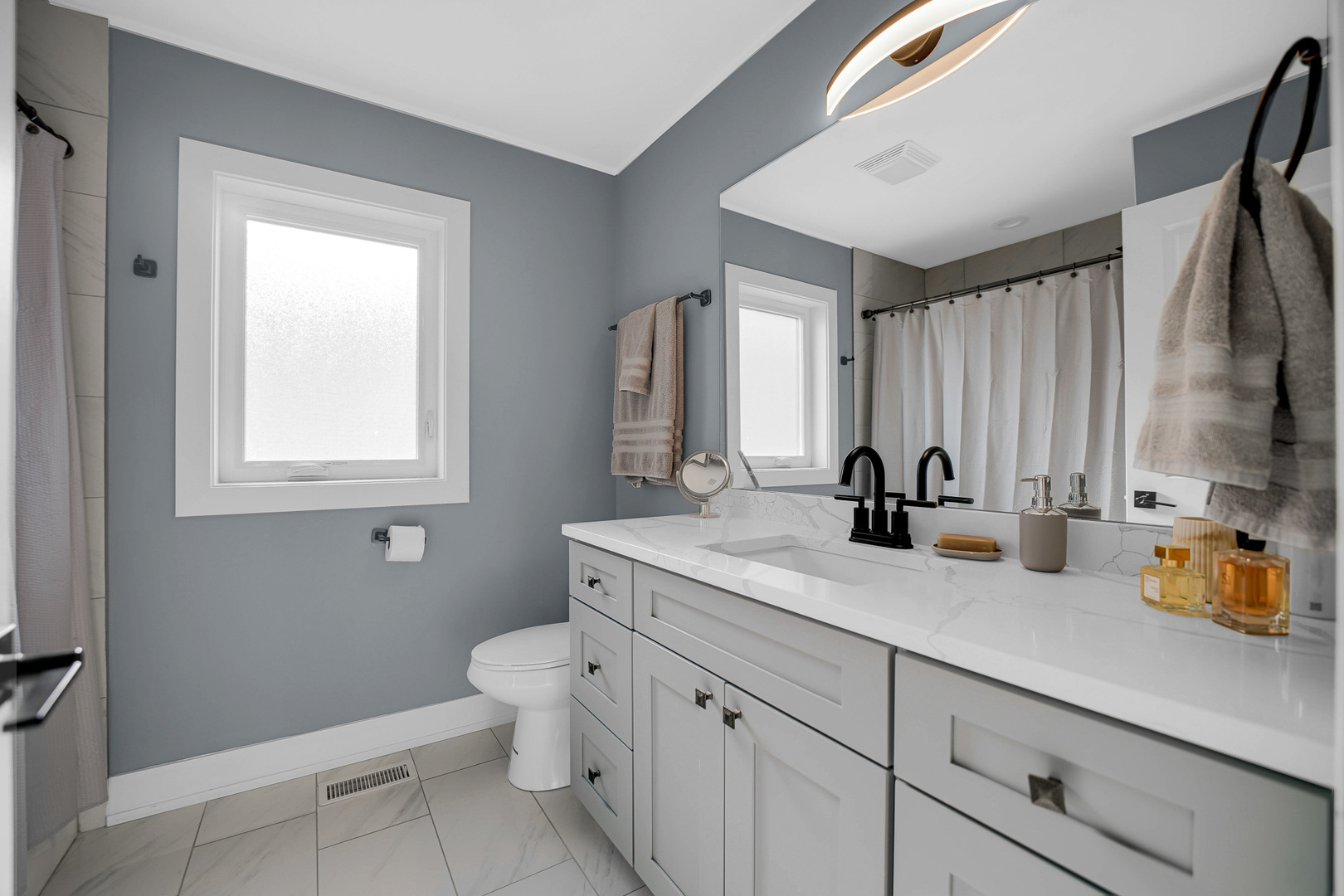 5418 S Mulligan Avenue, Chicago, IL 60638