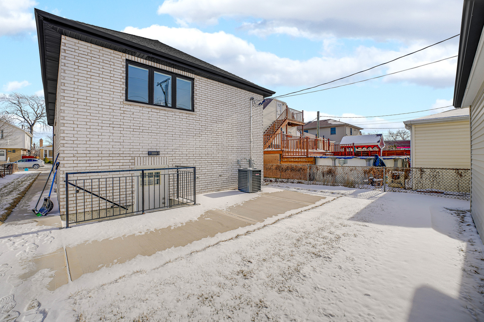 5418 S Mulligan Avenue, Chicago, IL 60638