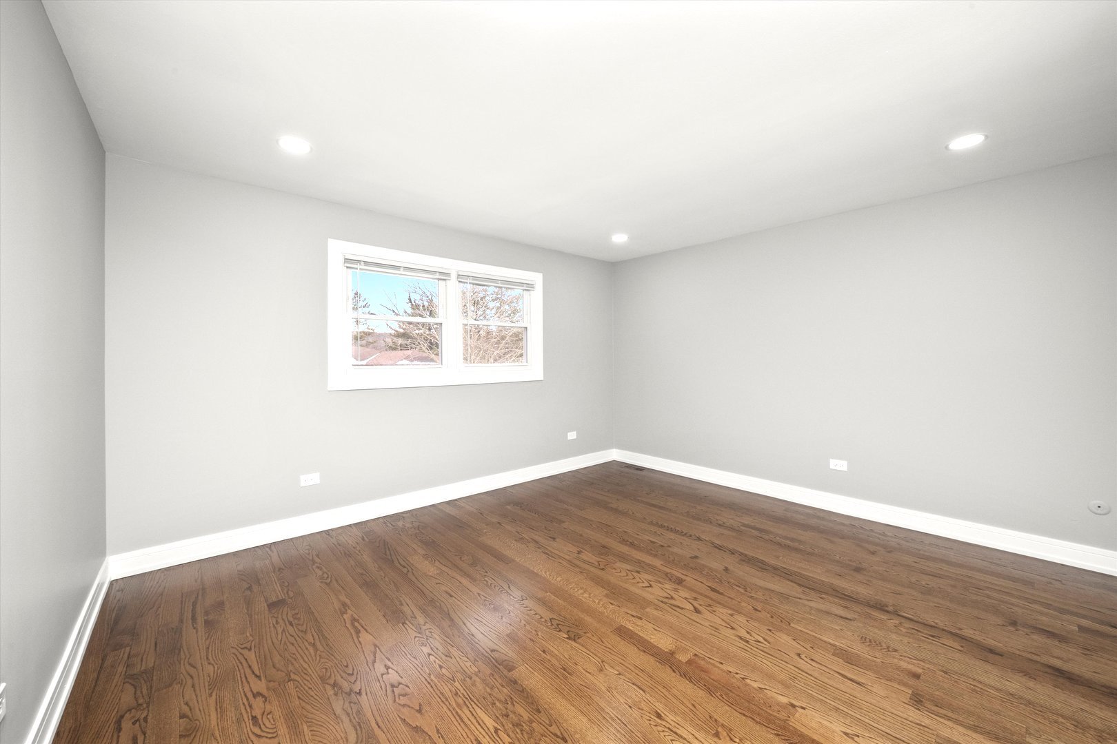 11201 S Deerpath Lane, Palos Hills, IL 60465