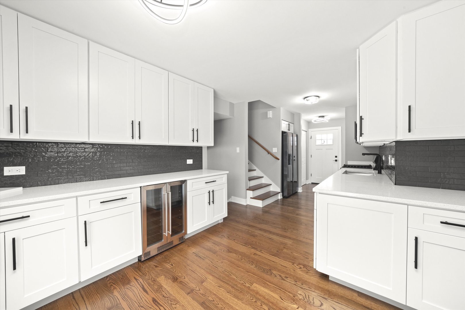 11201 S Deerpath Lane, Palos Hills, IL 60465