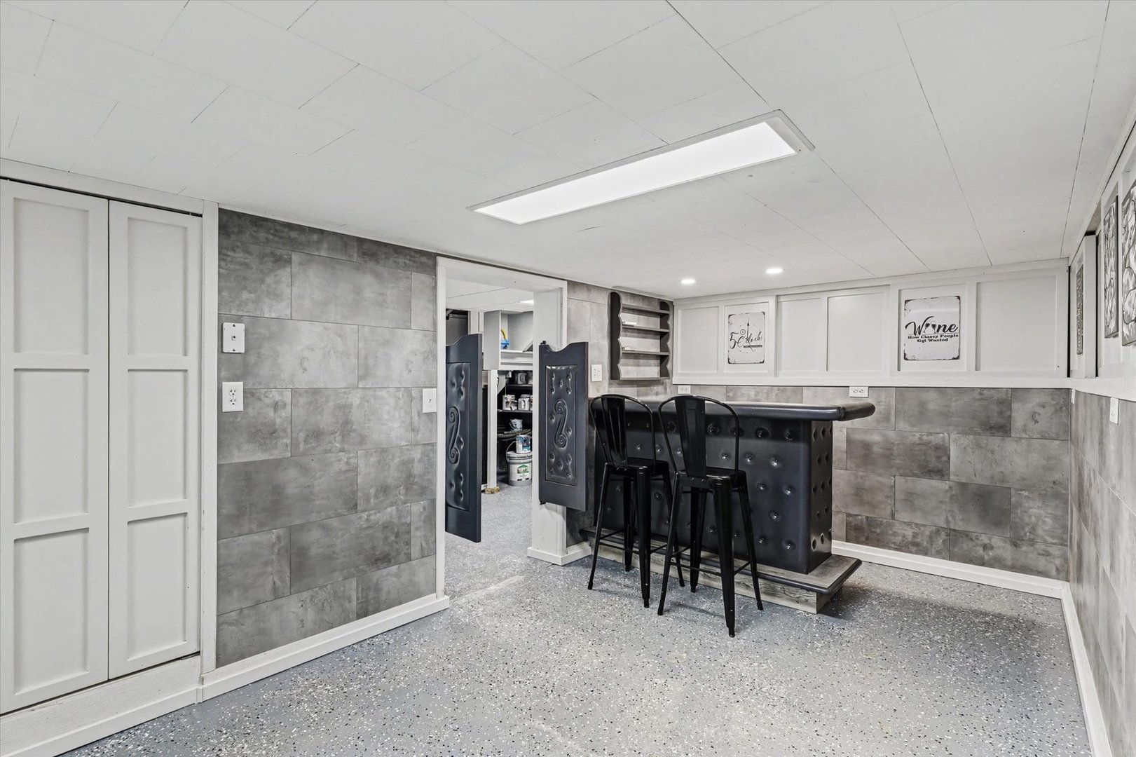 726 E Thompson Avenue, Hoopeston, IL 60942