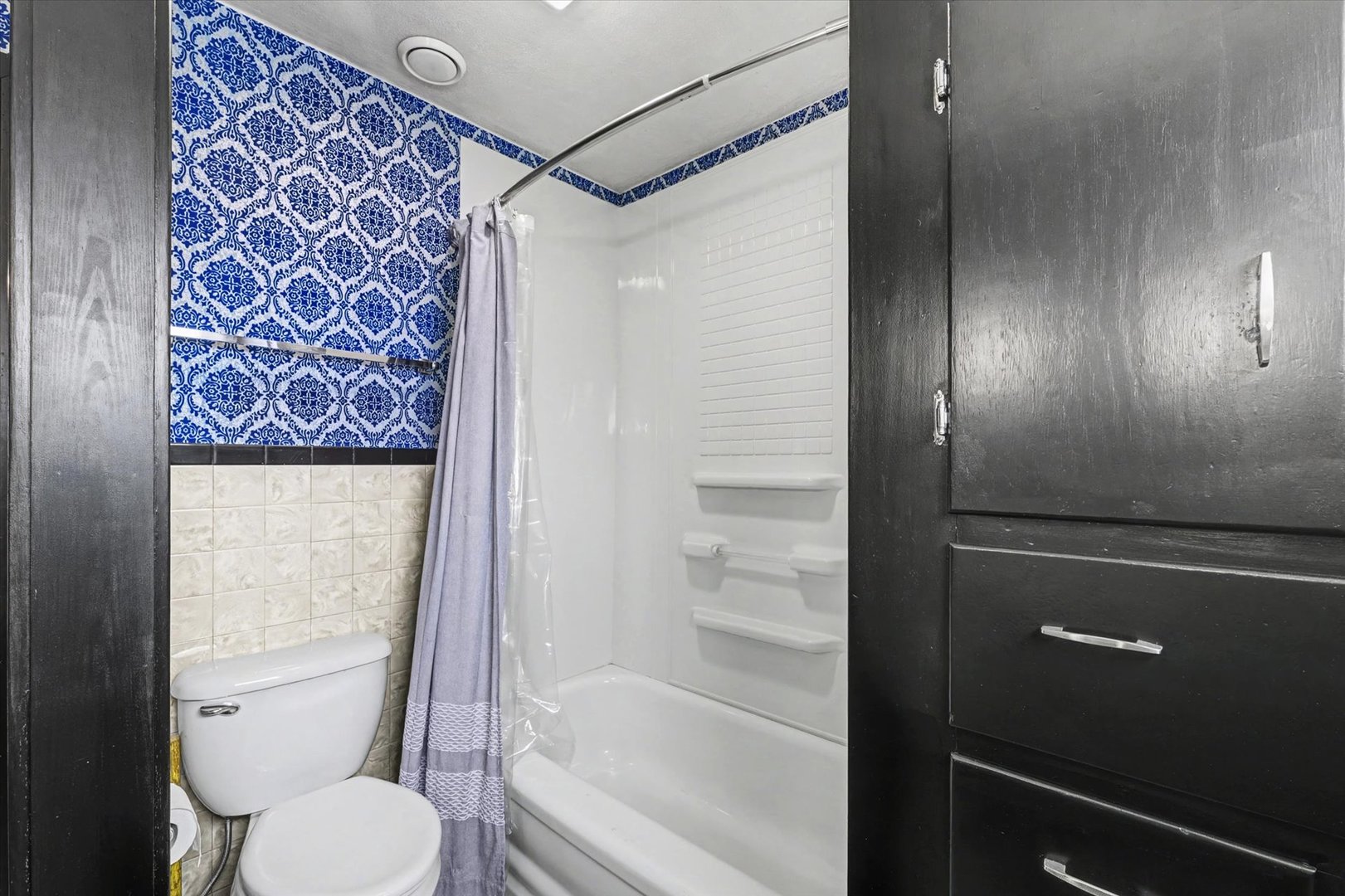 726 E Thompson Avenue, Hoopeston, IL 60942